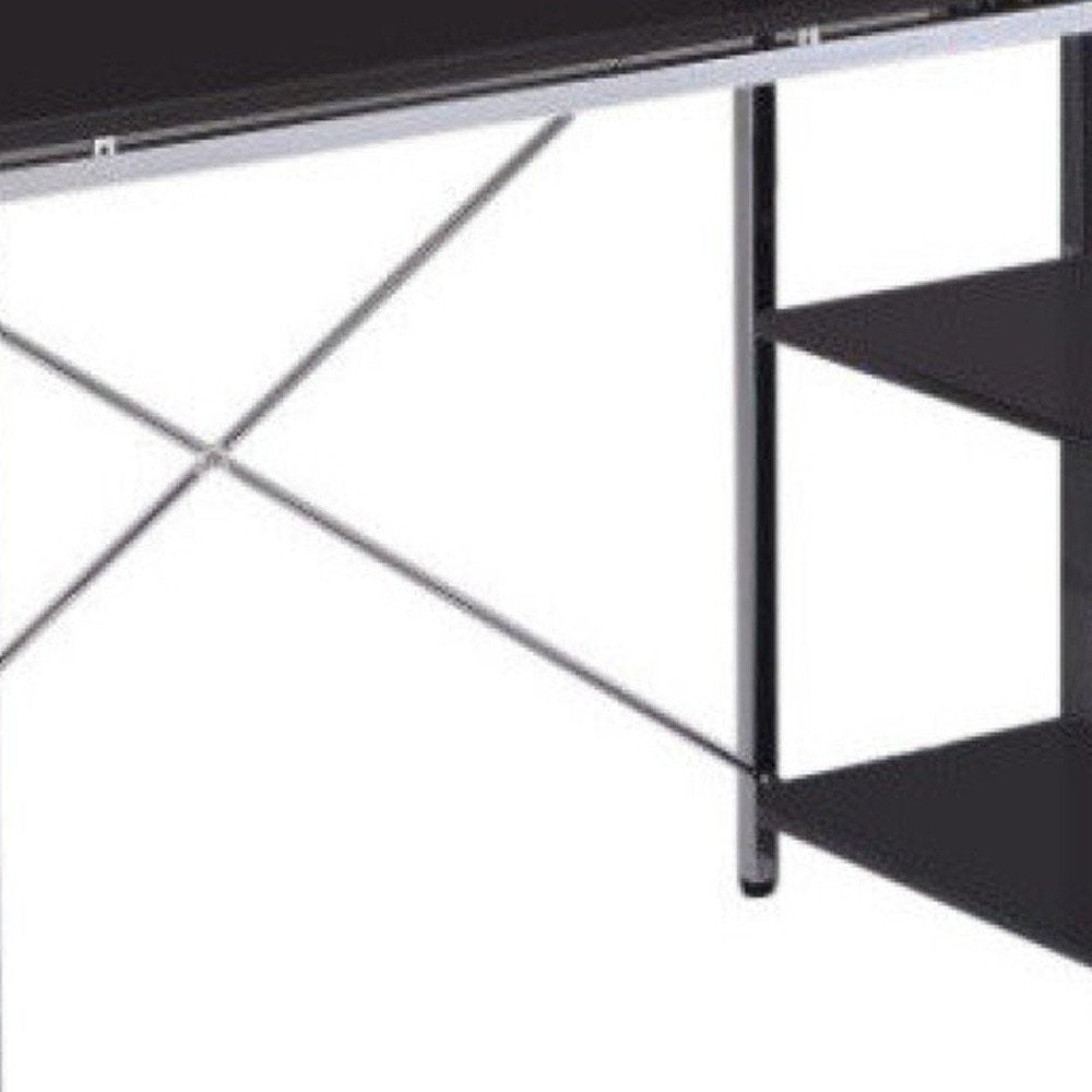 Escritorio para computadora de 47" en color negro y plateado