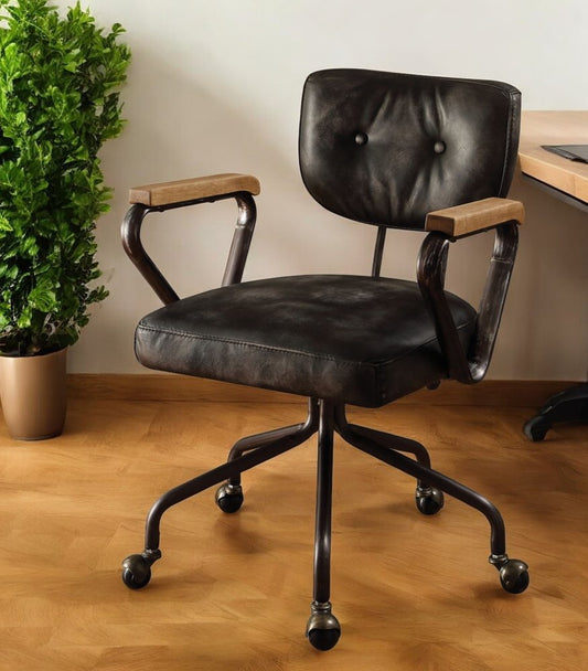 Silla de oficina ejecutiva giratoria y ajustable de cuero marrón