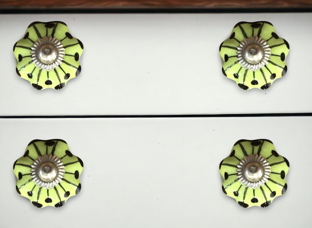 1.5" X 1.5" X 1.5" Pink Silver Asnd Red Knobs 12 Pack