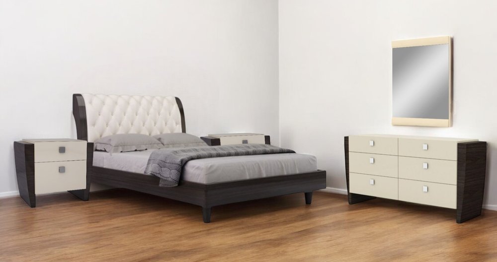 Juego de dormitorio de cuatro piezas en madera maciza y manufacturada beige con espejo
