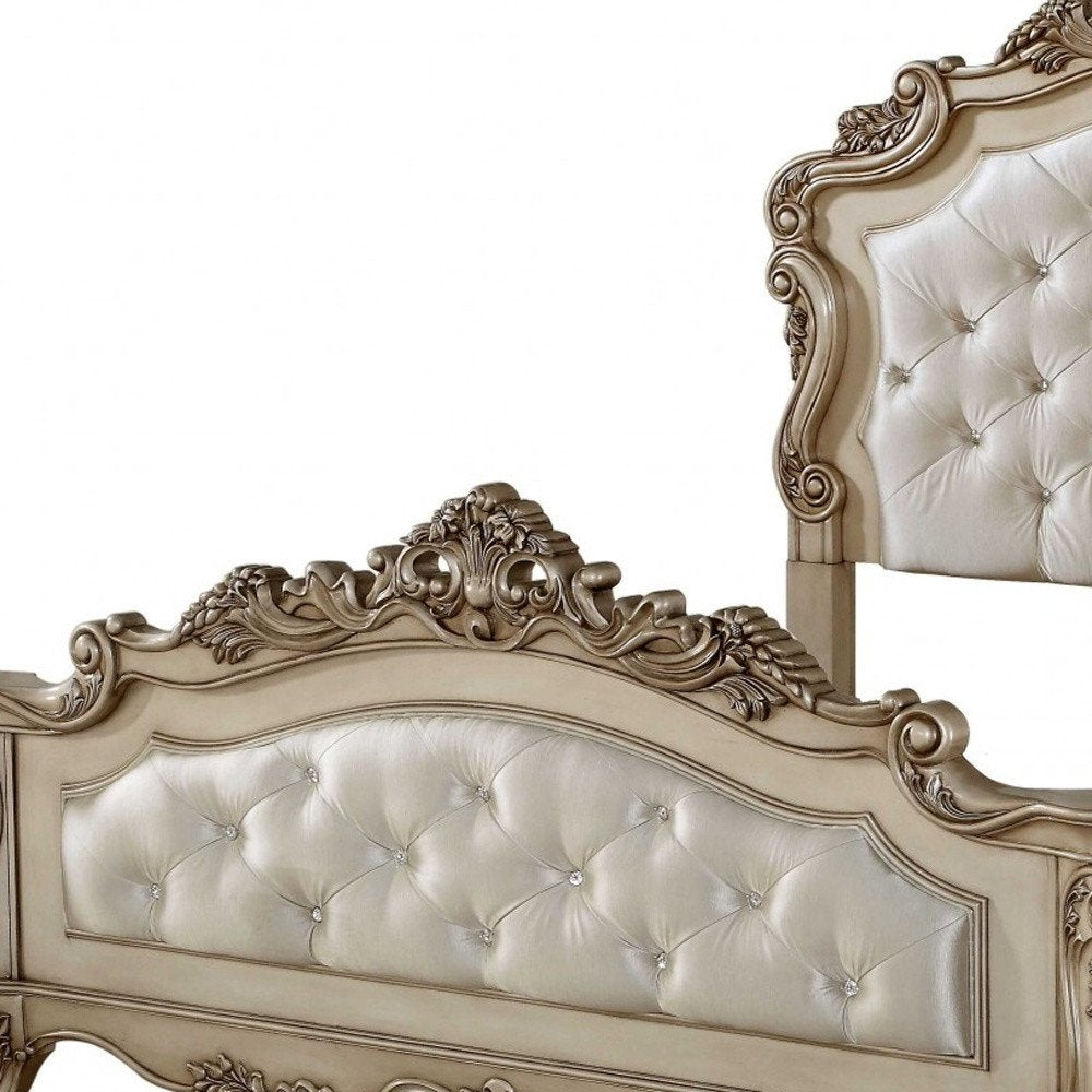 Marco de cama Queen de madera blanca envejecida y seda capitoné con ribete de tachuelas