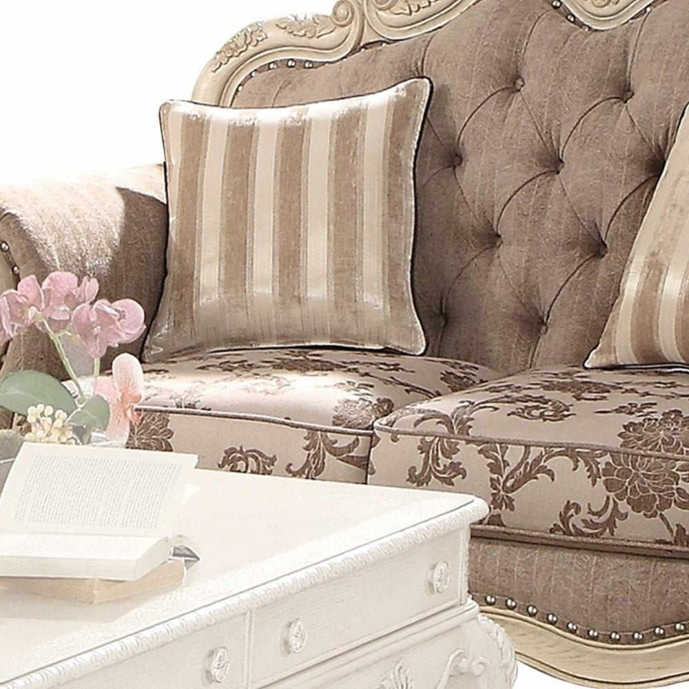 Loveseat Chesterfield de 69" con cojines decorativos en gris y blanco roto