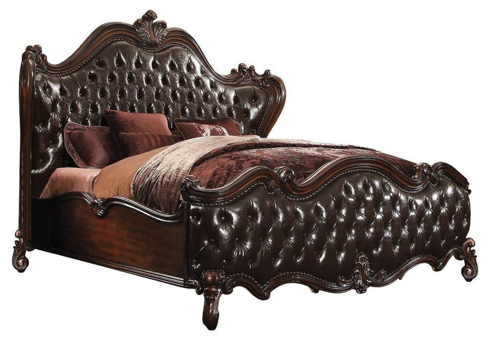 Estructura de cama King marrón oscuro con ribete de tachuelas