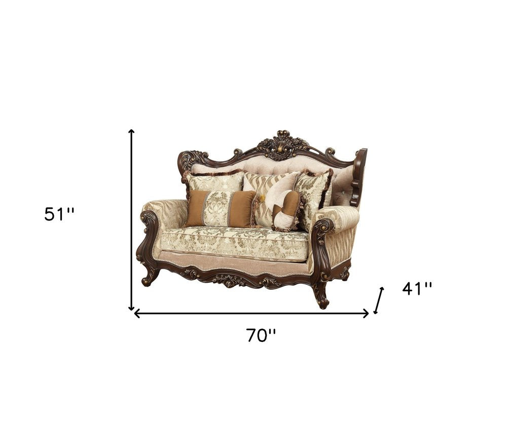 Loveseat de 70" con cojines en tonos beige y marrón y damasco marrón