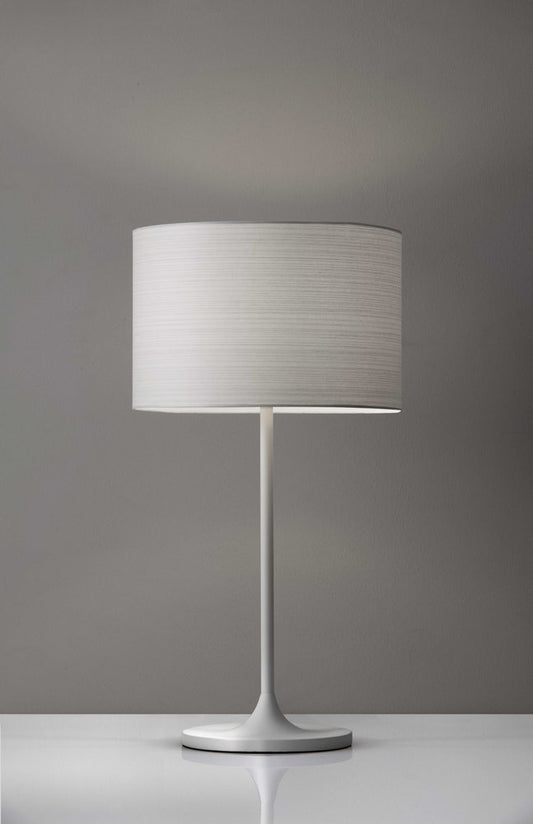 Lámpara de mesa de metal blanco sobre blanco