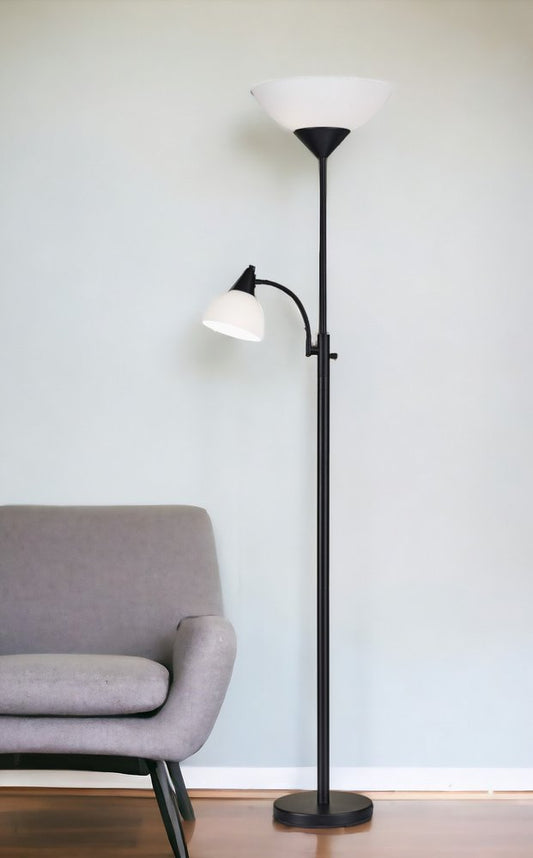 Lámpara de pie Torchiere de dos luces de 71" con pantallas de acrílico blanco