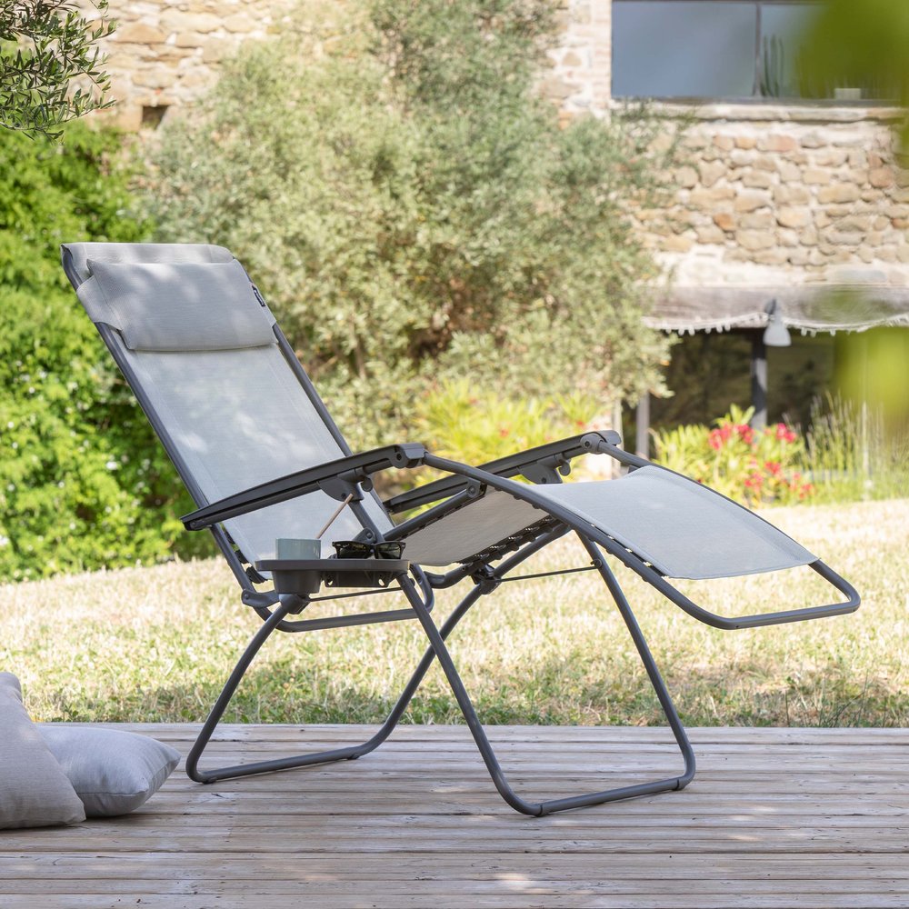 Silla de exterior de gravedad cero de metal azul de 27" con cojín azul