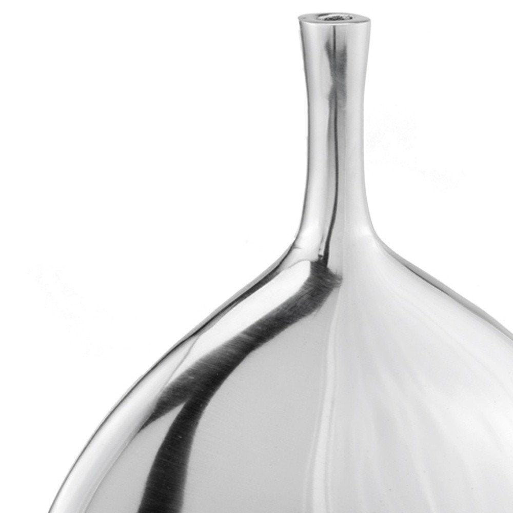 16" Silver Tulip Aluminum Table Vase