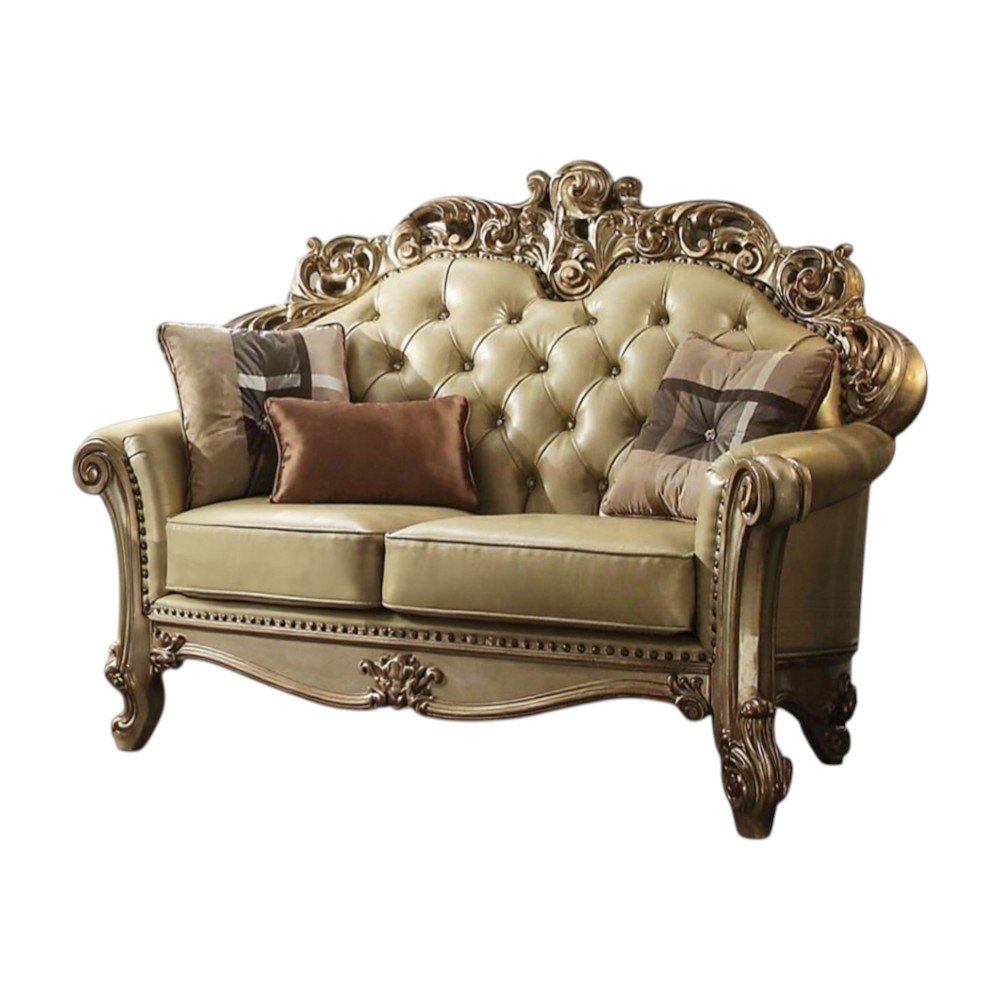 Loveseat curvo de piel sintética color hueso y dorado de 70"