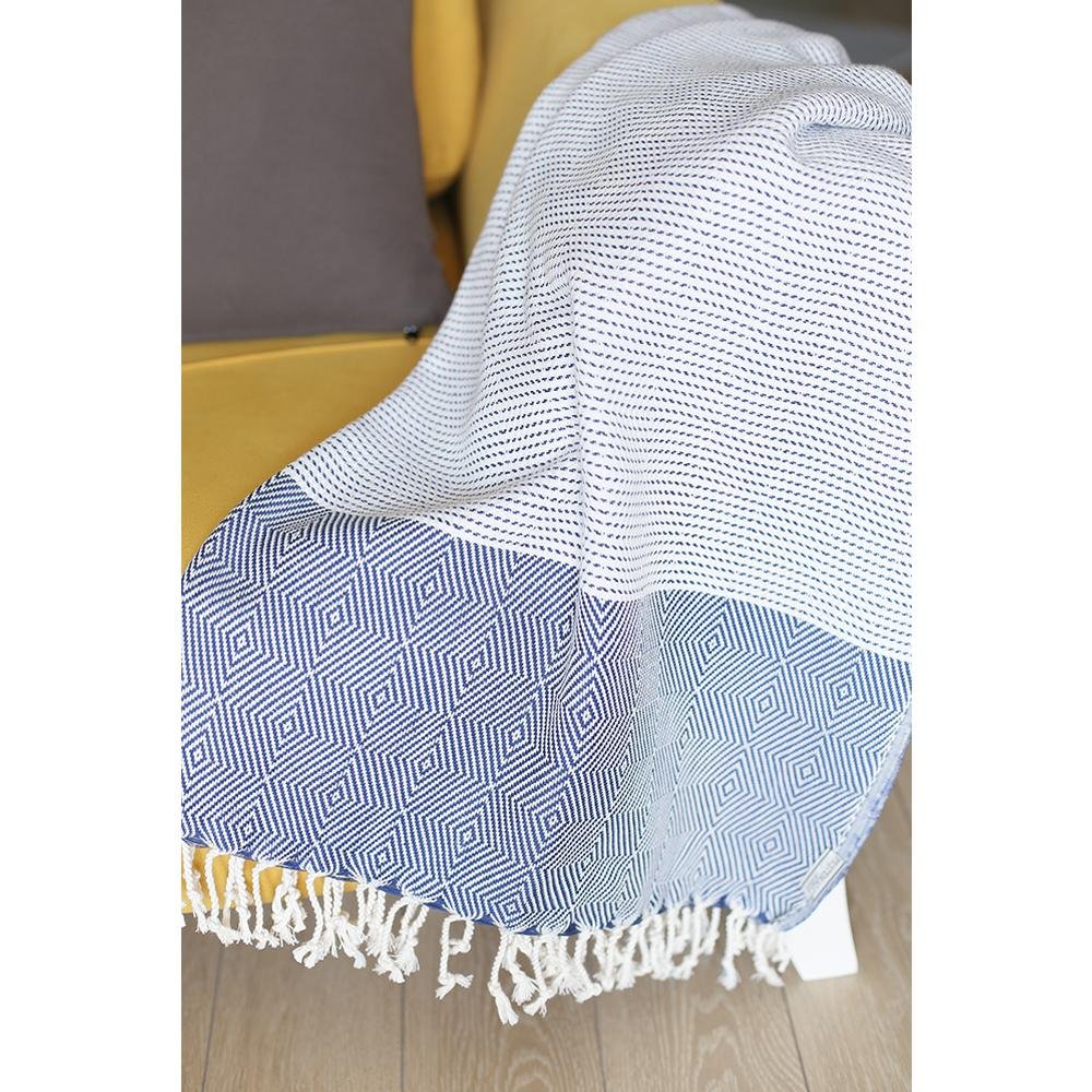 Toalla o manta turca con cuadros y rayas azules y blancas