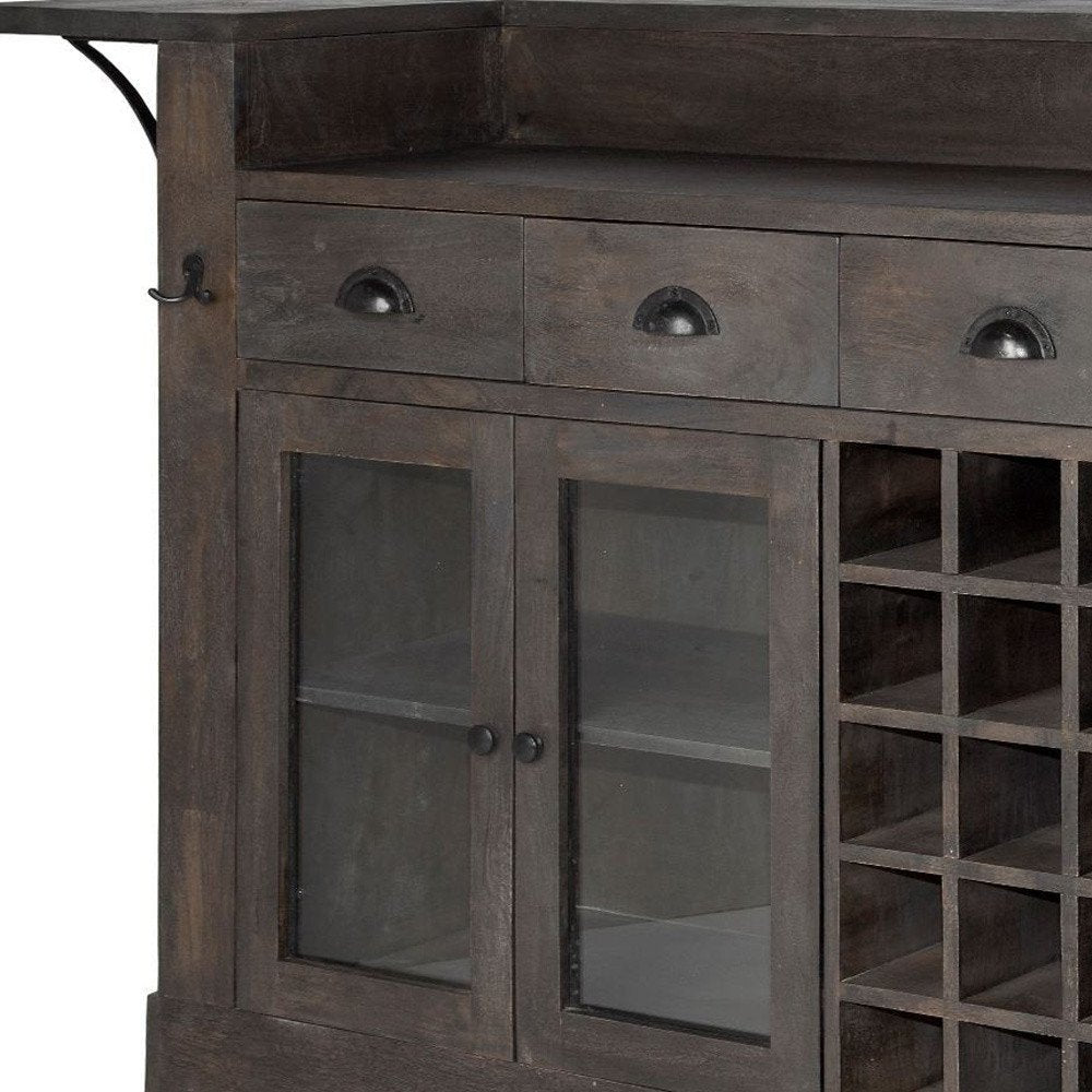Isla de cocina de madera maciza gris con almacenamiento para botellas de vino