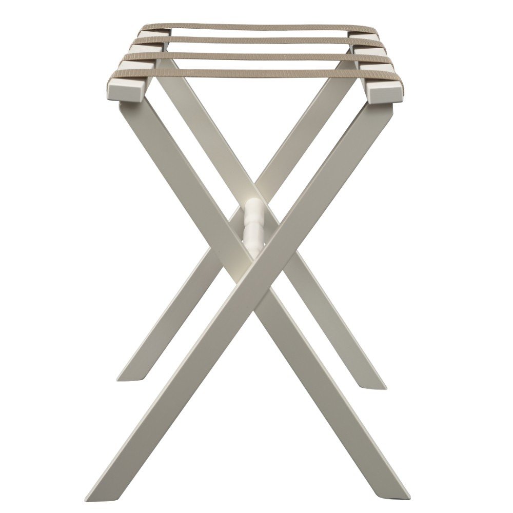 Portaequipajes plegable de madera con acabado marfil y correas color canela para hotel