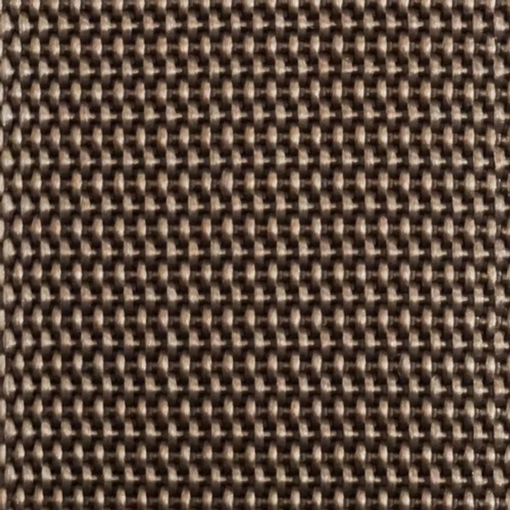 Portaequipajes plegable de madera con acabado marfil y correas color canela para hotel