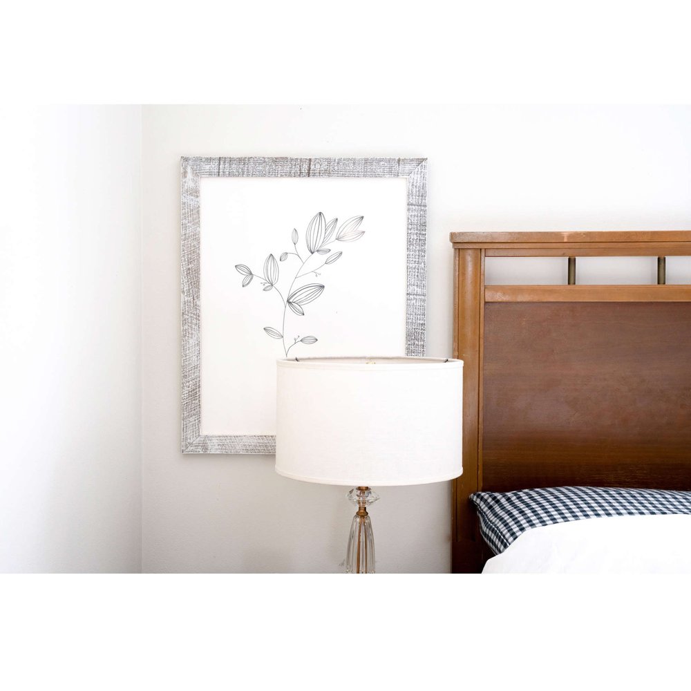 4" x 6" White Solid Wood Tabletop Picture Frame