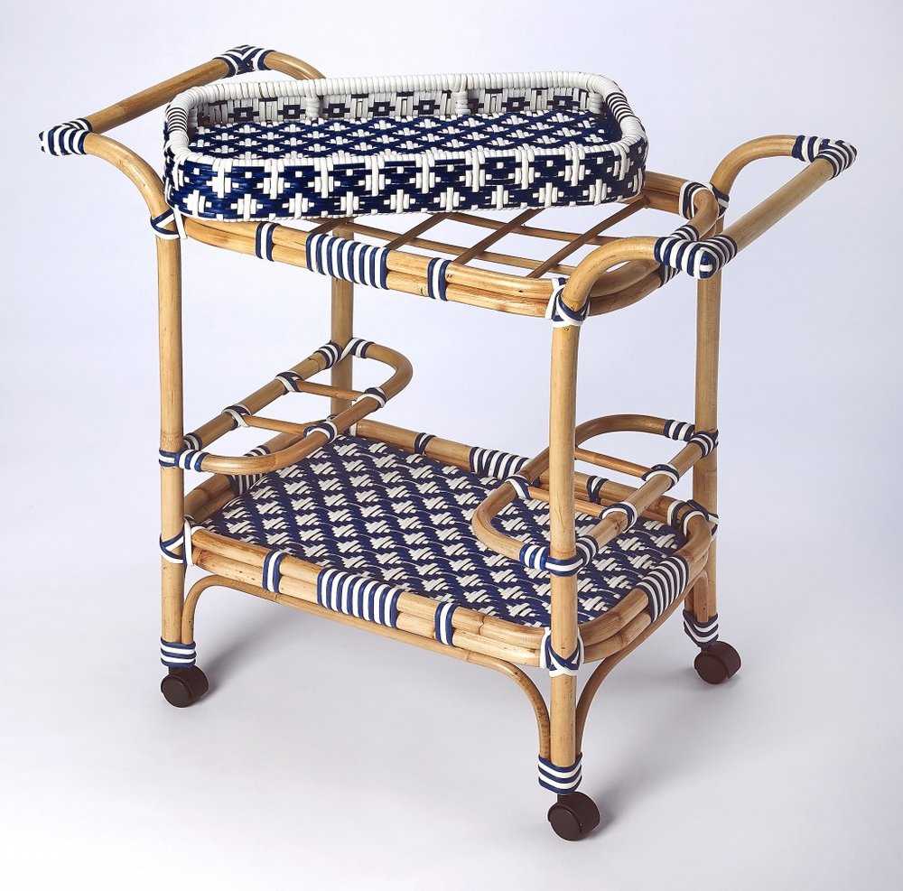 Carrito de bar con ruedas de ratán azul marino, blanco y natural de 35"