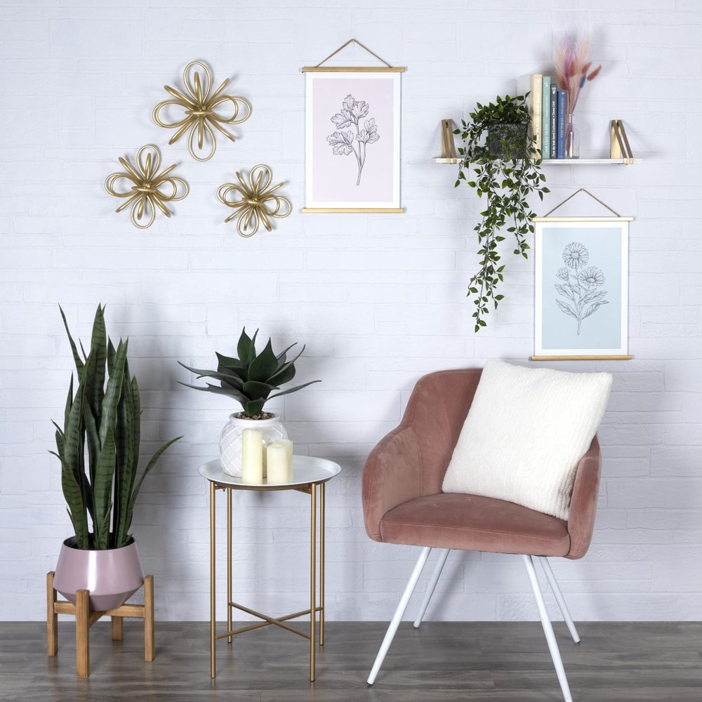 Pink Metal Hexagon Planter Box With Stand