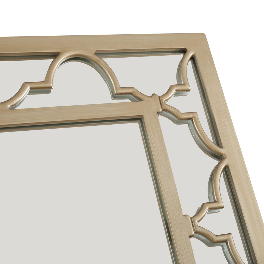 Espejo decorativo con marco de metal color champán de 44"