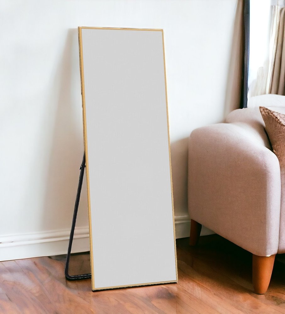 Espejo de pared de metal plateado de 64" con acento independiente