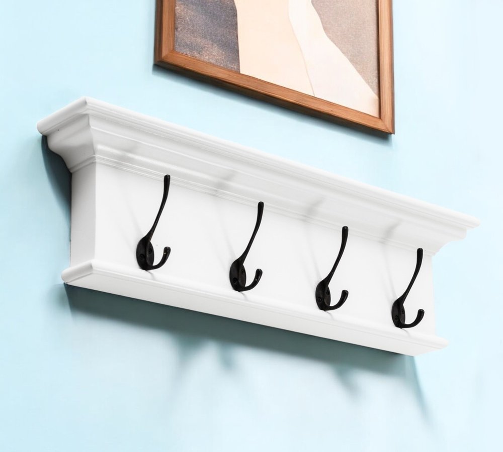 Perchero clásico de madera blanca de 28" con cuatro ganchos para colgar