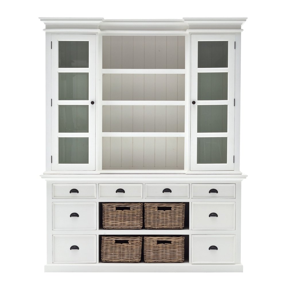 Librería de madera blanca de 87" con puertas de vidrio, cajones y cestas.