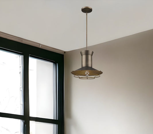 Lámpara colgante Newport de una luz con revestimiento de estaño, pantalla interior y rejilla de latón crudo