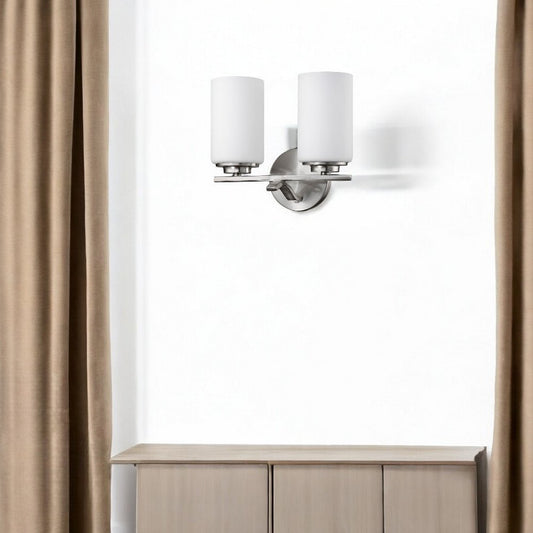 Aplique de pared de dos luces de plata y cristal