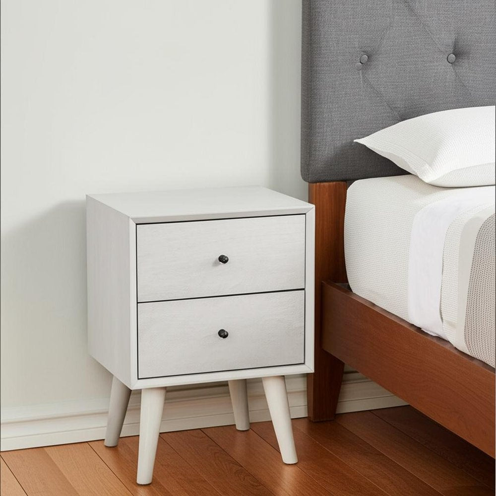 Mesita de noche moderna de madera con dos cajones de Gray Century