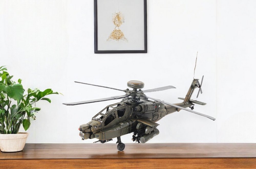 Escultura de mesa de avión modelo de metal verde de 5" pintada a mano