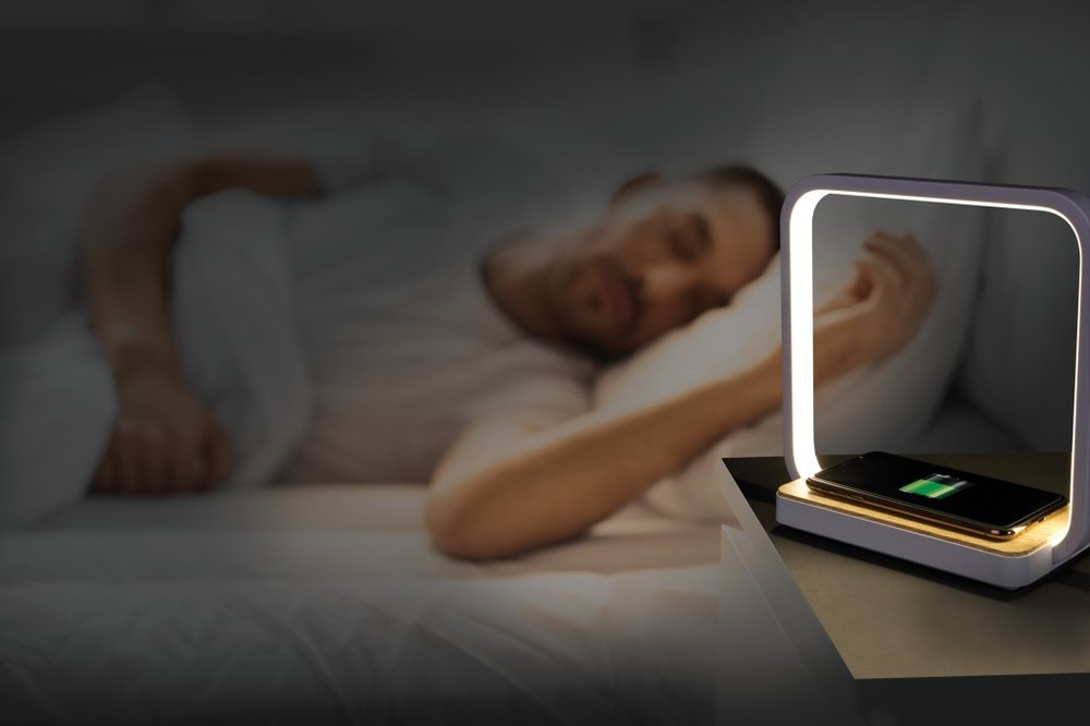 Cargador de teléfono inalámbrico blanco contemporáneo