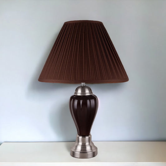 Lámpara de mesa de noche de cerámica plateada de 27" con pantalla estilo imperio marrón