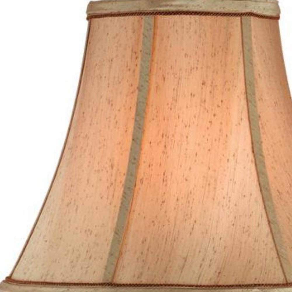 Lámpara de mesa de inspiración antigua con pantalla de lino