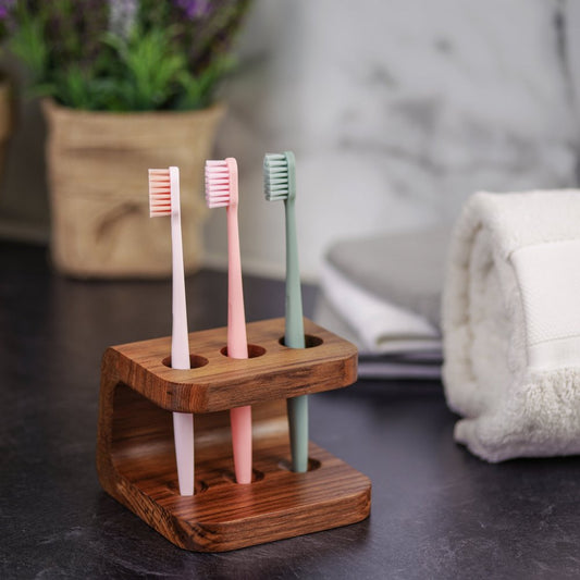 Portacepillos de dientes de teca auténtica de diseño