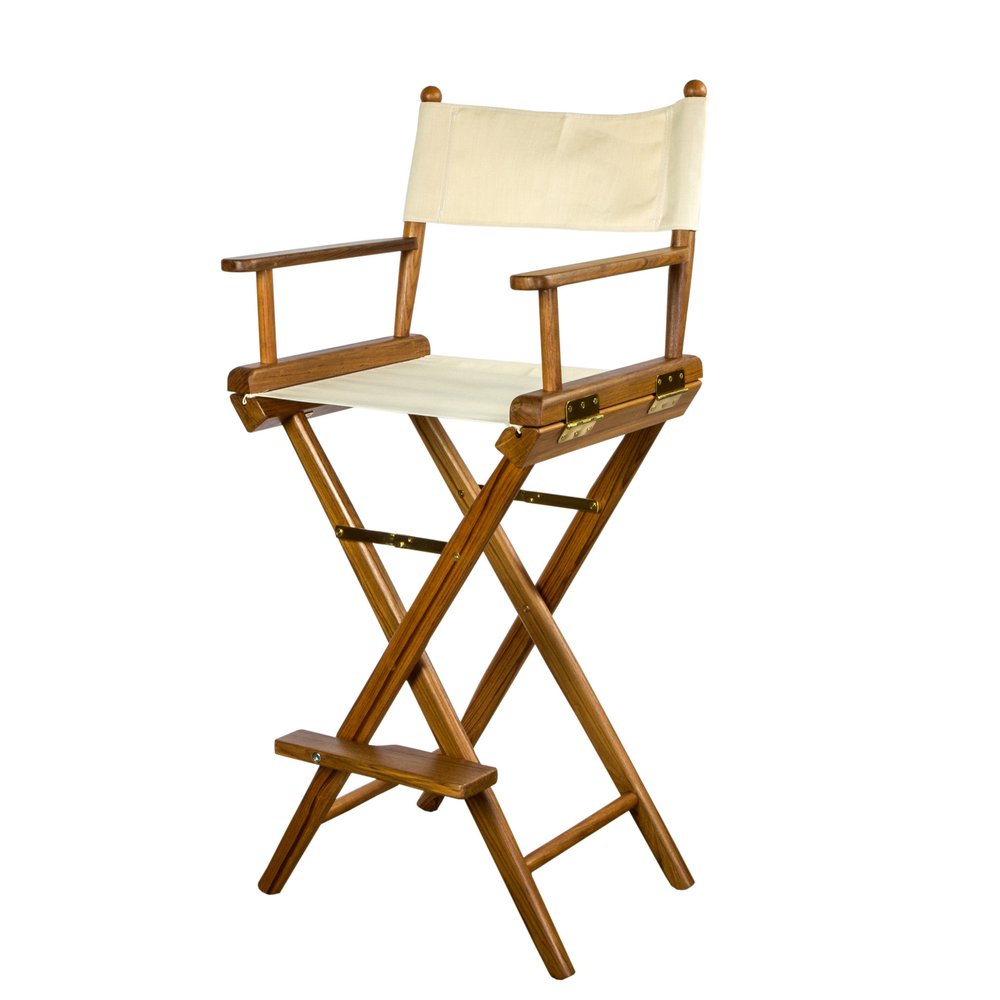 Silla de director para interiores y exteriores de madera maciza color marfil y marrón de 23"