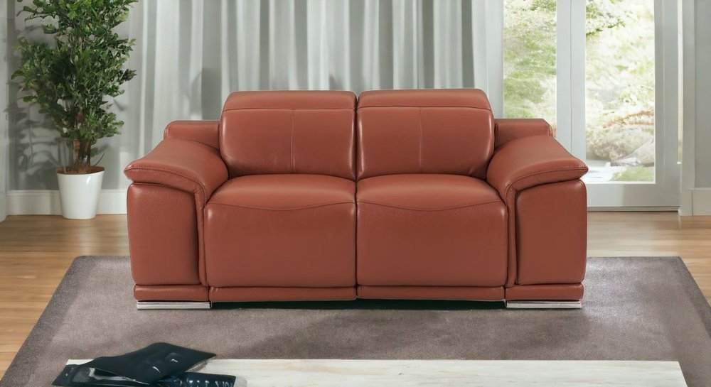 Loveseat reclinable eléctrico de 72" en cuero italiano color camel y plateado