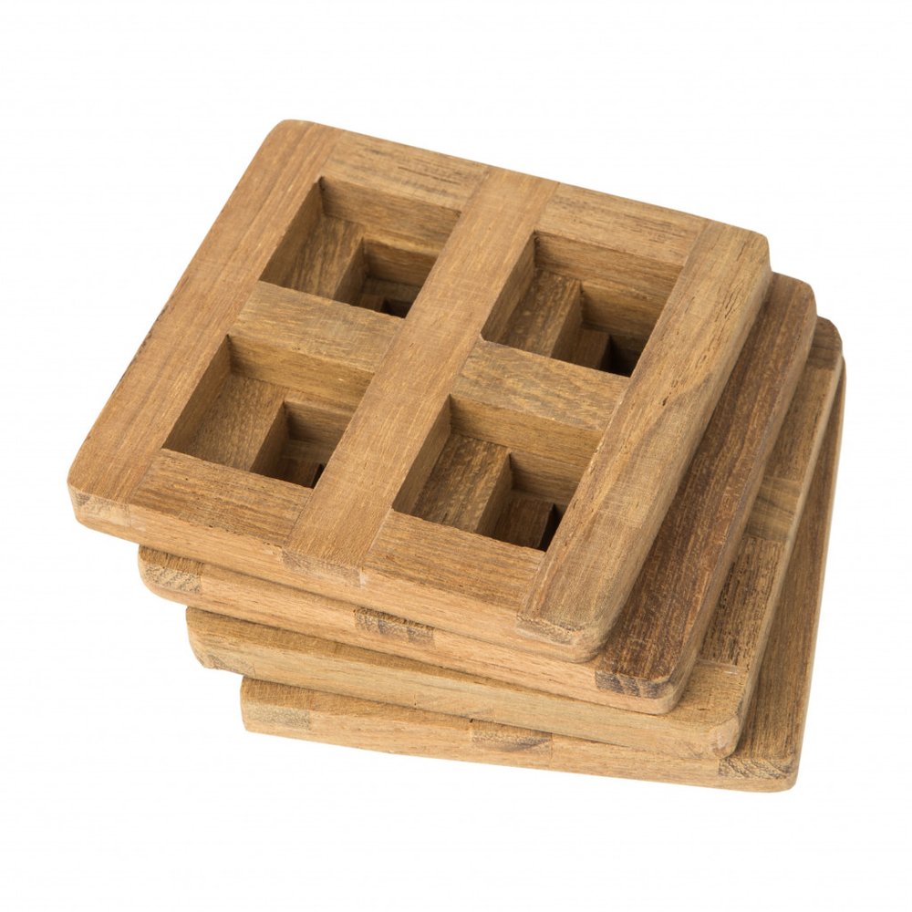 Juego de cuatro posavasos de madera cuadrados de 3,00"