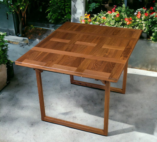 Mesa auxiliar plegable para exteriores de madera maciza marrón de 45"