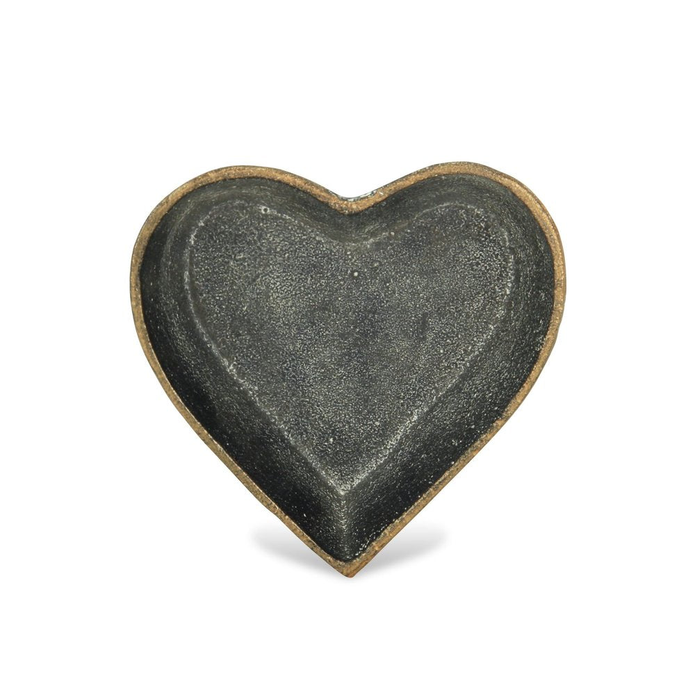 Bandeja de tocador hecha a mano de metal con forma de corazón negro de 6"