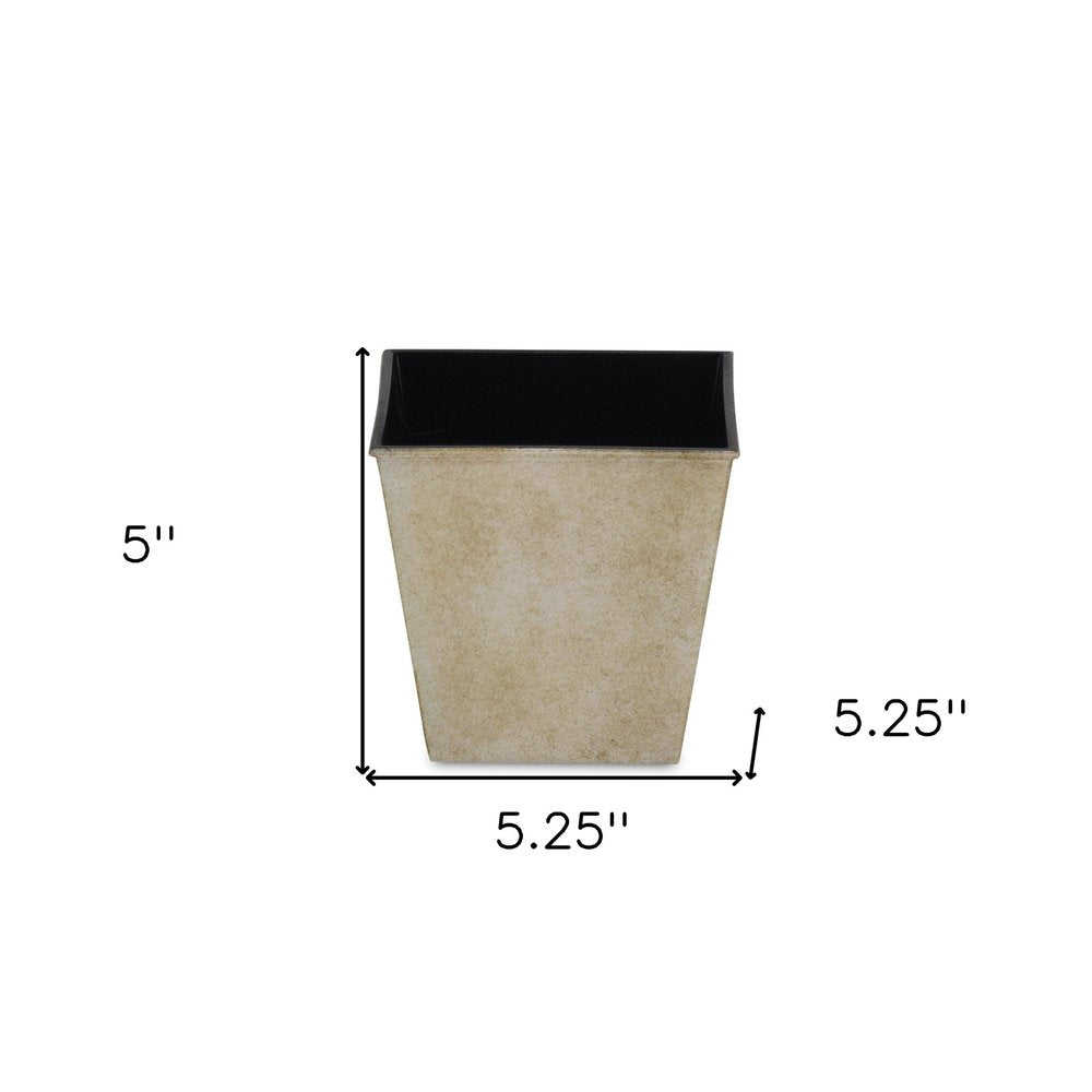 Maceta cuadrada de 5" de plástico reciclado color crema para interior y exterior