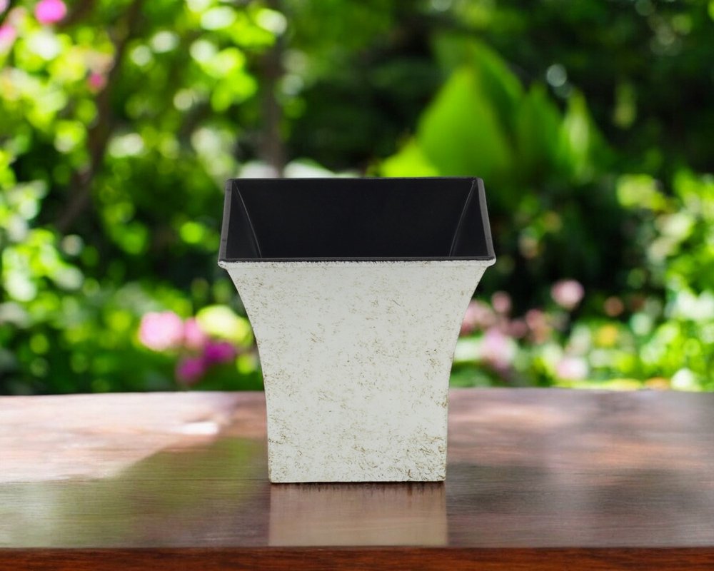 Maceta cuadrada de 5" de plástico reciclado color crema para interior y exterior