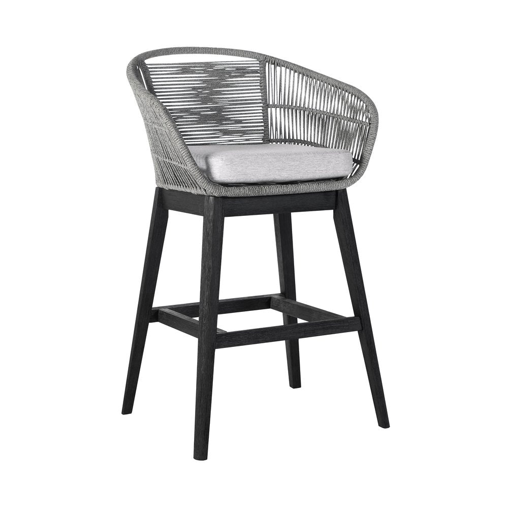 Silla de bar para exteriores de madera maciza gris claro de 43" con respaldo bajo y reposapiés