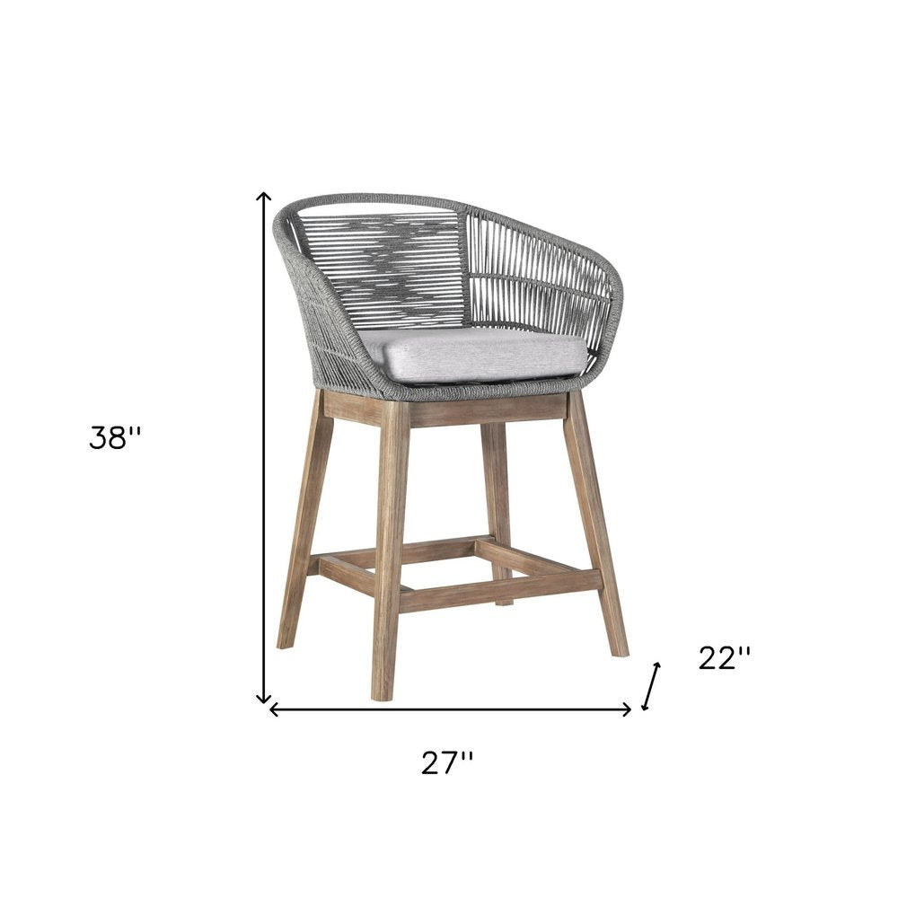 Silla de bar para exteriores de 38" de madera maciza gris claro con respaldo bajo y reposapiés