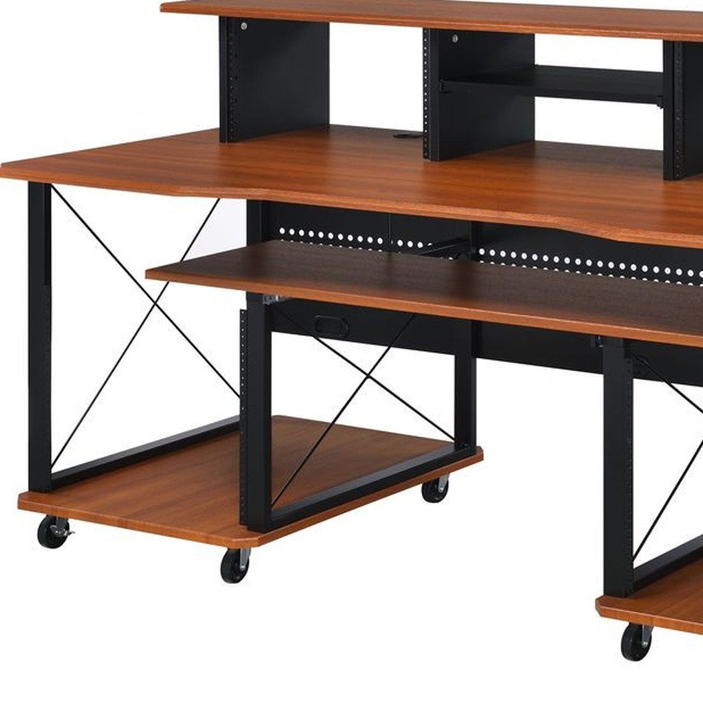 Escritorio para computadora con ruedas de madera y metal marrón y negro de 72"