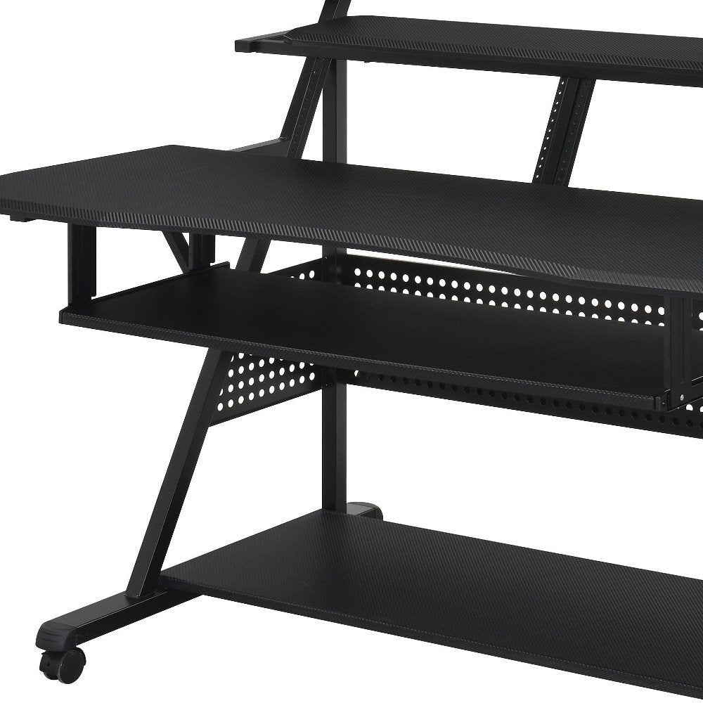 Escritorio para computadora con ruedas de 67" de madera y metal negro