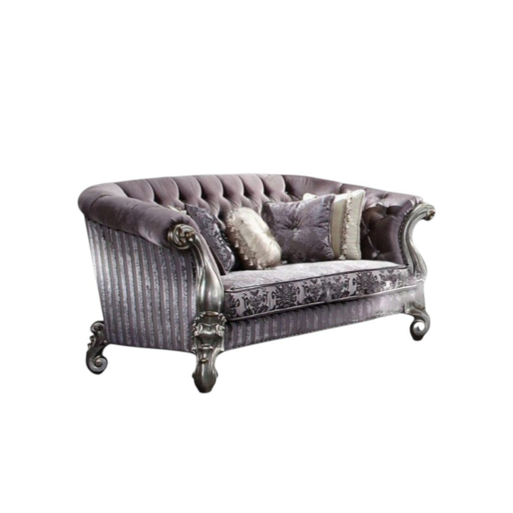 Loveseat de 76" de terciopelo morado y platino con cojines decorativos