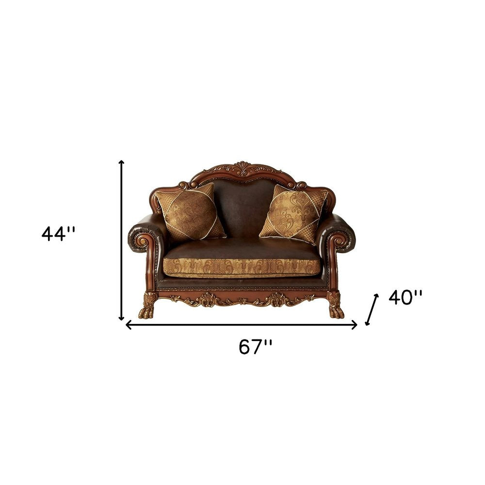 Loveseat de 67" de cuero sintético marrón y secuoya y cojines decorativos