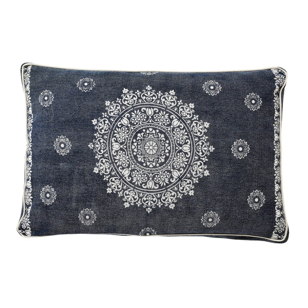 24" X 36" Stonewashed Red Medallion Pillow Style Pet Bed With Removable Cover
