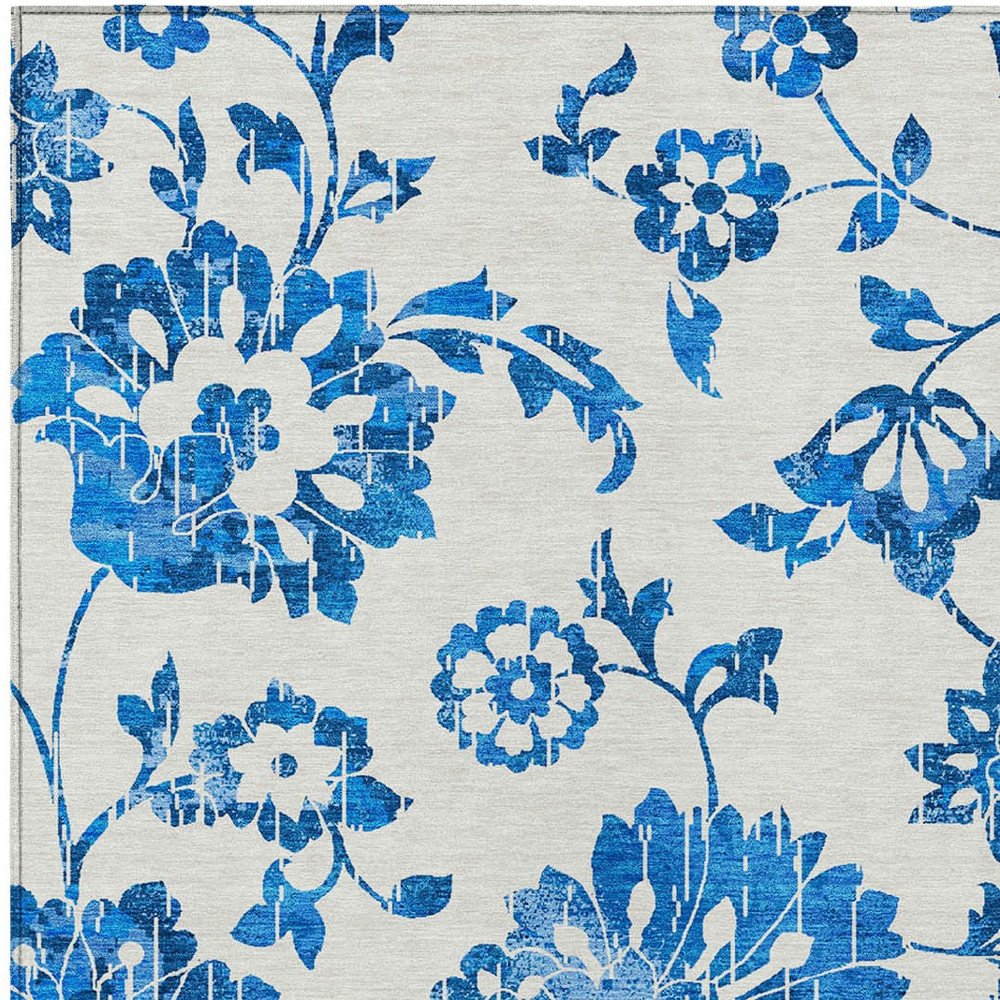 9' X 12' White And Denim Blue Floral Washable Indoor Outdoor Area Rug