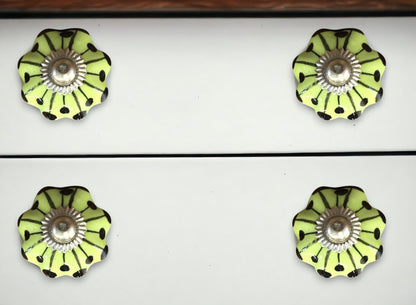 1.5" X 1.5" X 1.5" Pink Silver Asnd Red Knobs 12 Pack