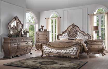 Cama Queen con capitoné de piel sintética tapizada en bronce y ribete de tachuelas