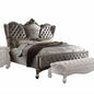 Cama California King de 87" x 100" x 75" con tapizado de terciopelo platino antiguo y resina de polietileno